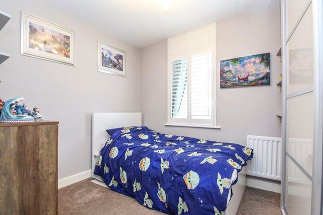 Flat for sale in Rochester Way, New Cardington