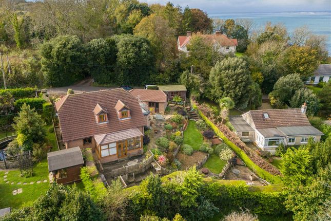 Littencot, Cliff Road, Totland Bay photo 2