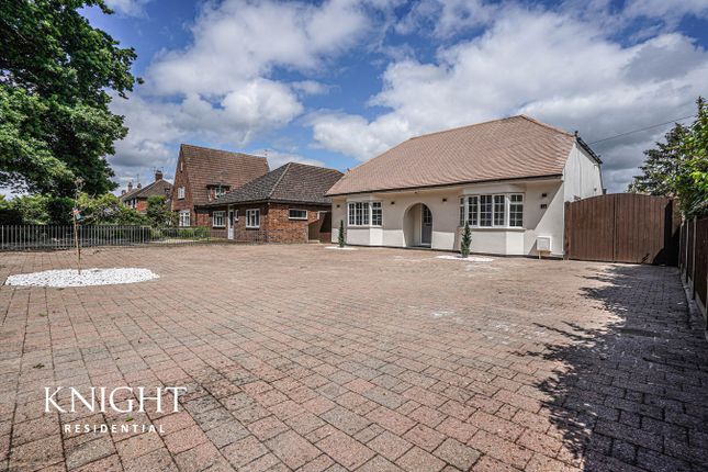 Thumbnail Detached bungalow for sale in Chitts Hill, Colchester