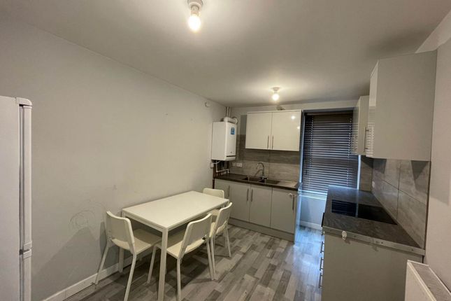 Thumbnail Maisonette to rent in Sedgewick Place, Gateshead