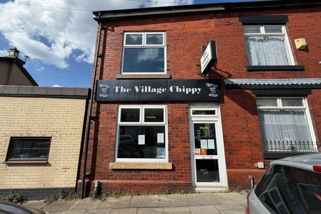 2-bed house on 300, Stockport Road, Hyde, £160,000