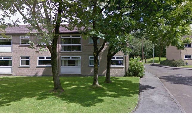 Thumbnail Flat to rent in Dunwood Park Courts, Milnrow Road, Oldham