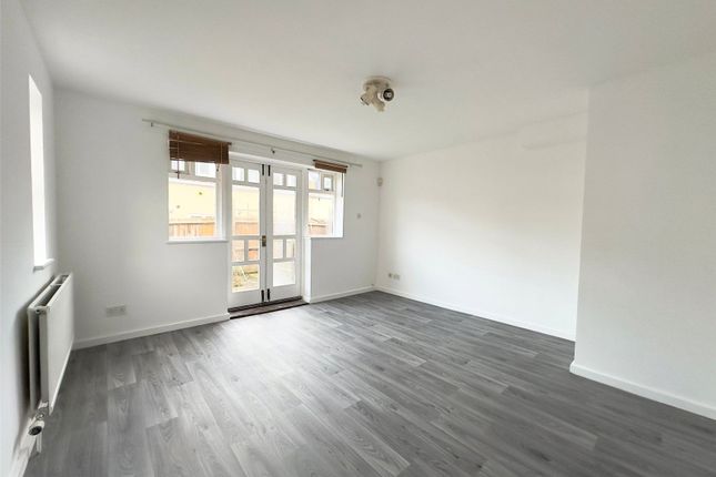 3, Burleigh Walk, London photo 4