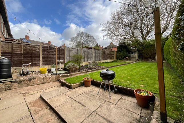 8 Queen Mary Road, Stoke-On-Trent photo 4