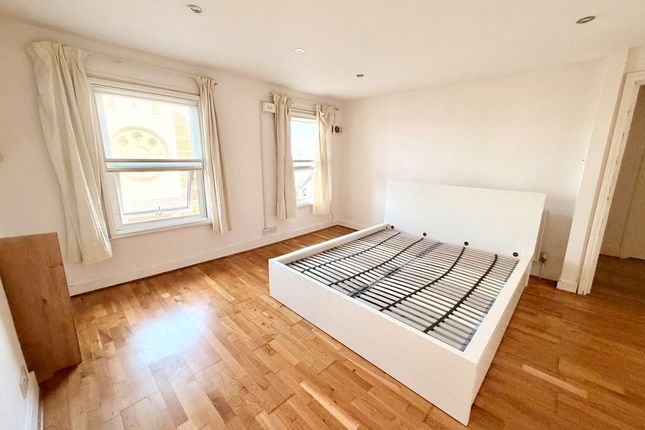 Flat 3, 117a, Merton Road, London photo 5