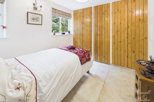 Plum Tree Cottage, Bridge Street, Buckingham photo 3
