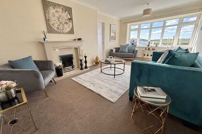 31, Rossall Lane, Lancashire photo 3