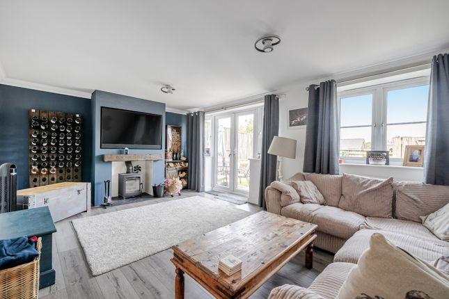 14, Valley View, Aldbourne photo 4