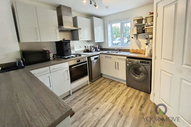 30, Bellerphon Drive, Staffordshire photo 3