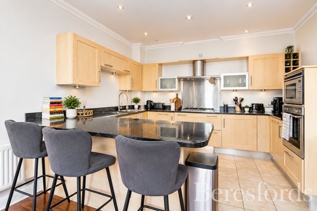 Flat 1, Fisher Court,, Rhapsody Crescent, Brentwood photo 4