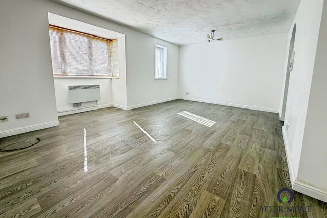 85, Chandlers Drive, Erith photo 2