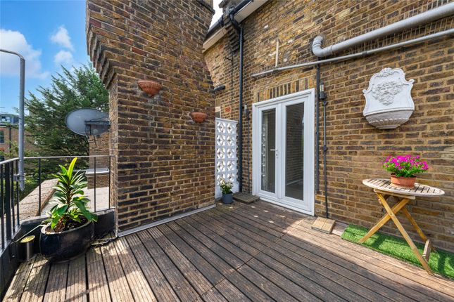 Upper Maisonnette, 71, Shirland Road, London photo 4