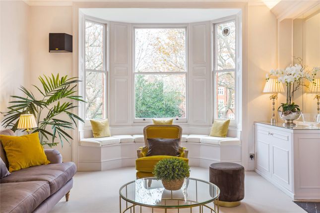 Flat for sale in Lennox Gardens, London