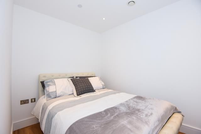 Flat 35 Skyline, 292-298, High Street, Slough photo 4
