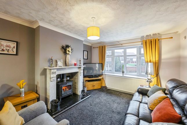 9, Lynton Close, Scunthorpe photo 2