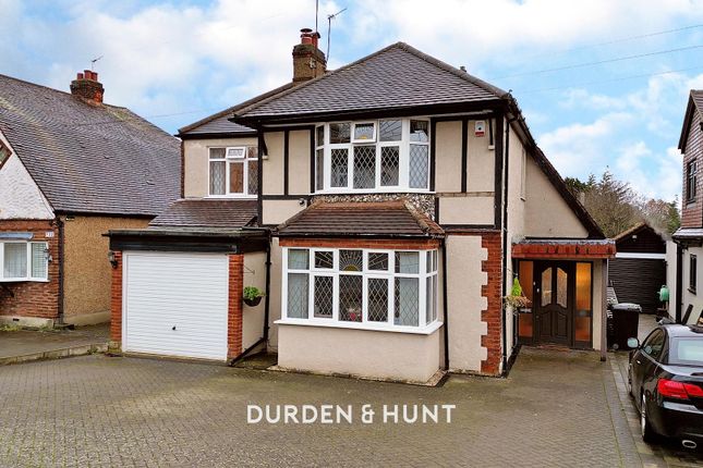 Thumbnail Detached house for sale in Dukes Avenue, Theydon Bois