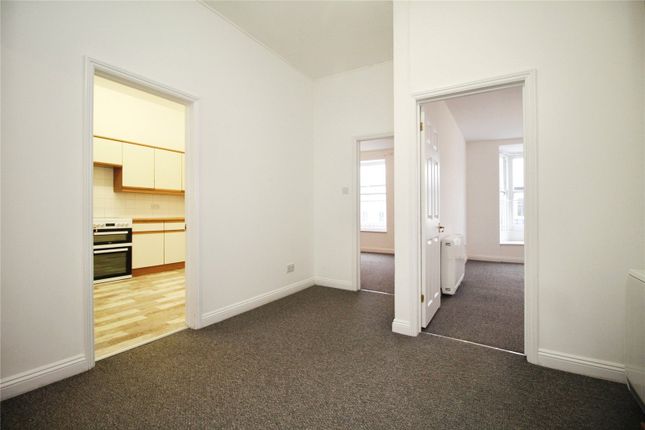 Flat B, 5, Stanhope Square, Devon photo 3