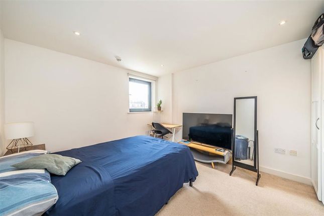 Apartment 20, Wood Wharf Apartments, Horseferry Place, London photo 4