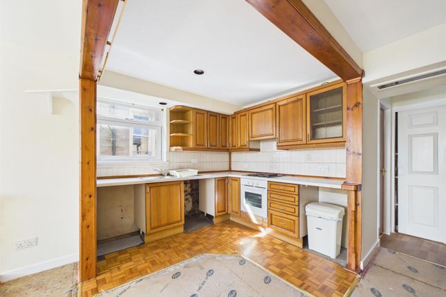 Flat 1R, The Cross, Coupar Angus photo 4
