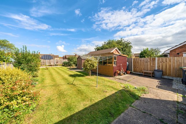Bungalow for sale in Gleedale, North Hykeham, Lincoln, Lincolnshire