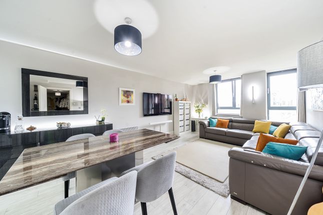 Flat for sale in Eluna Apartments, 4 Wapping Lane, London