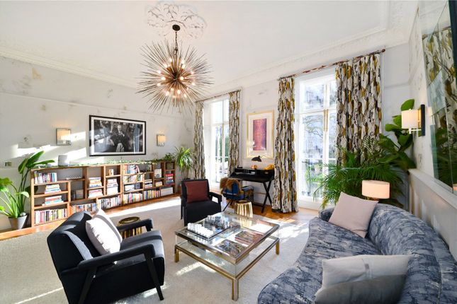 Flat for sale in Leinster Square, London