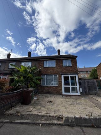 157, Rainham Road North, Dagenham photo 2