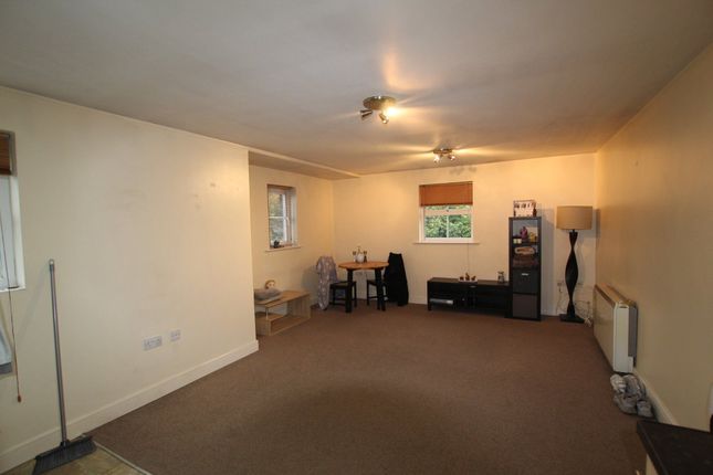92 Britain Street, Bury photo 5