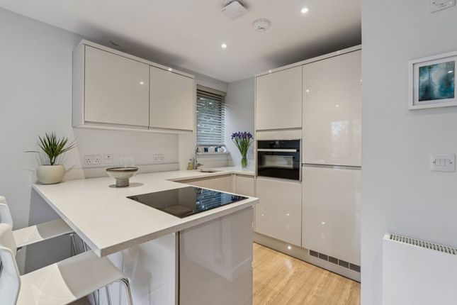 18 Lincoln House, Brookfield Road, High Wycombe photo 4