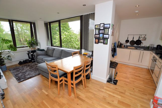 1-bed flat on Flat 27 Weirview Place,, Catteshall Lane, Surrey, £220,000
