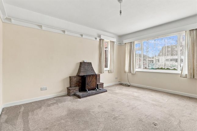 Brookes Avenue, Croft photo 4