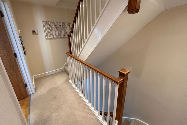 3 Gwel Y Mor , Marine Parade, Tywyn photo 3