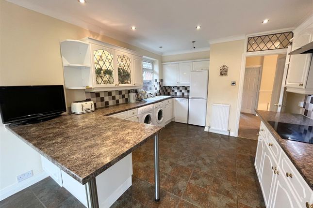 59, Clay Lane, Handforth photo 4