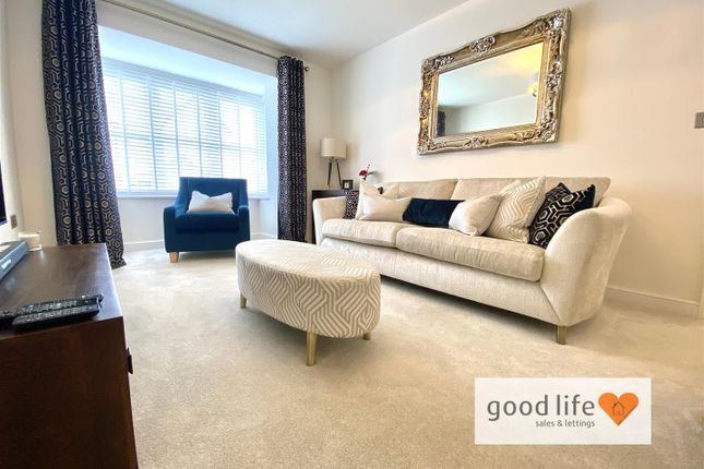 1, Thorncrown Close, Sunderland photo 3