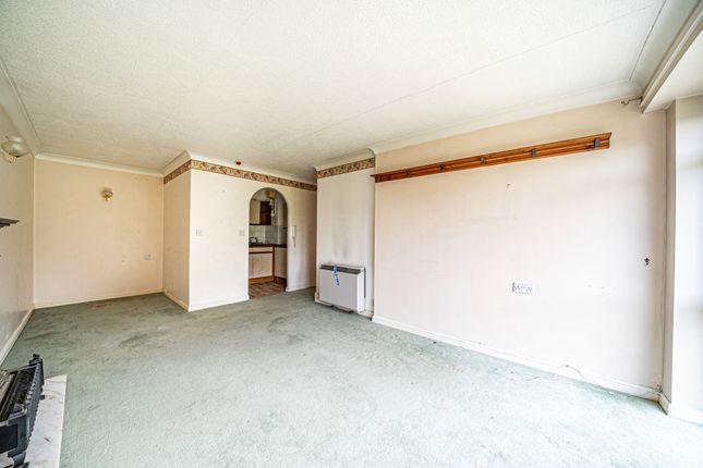 6 Mulberry Mead, Whitchurch photo 4