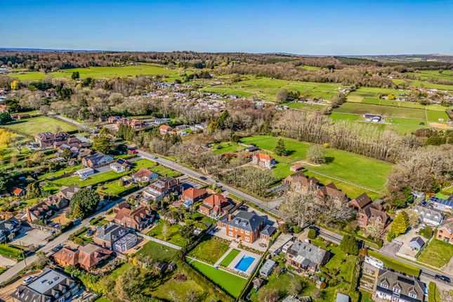 Silverhall, Southwick Road, Fareham photo 3