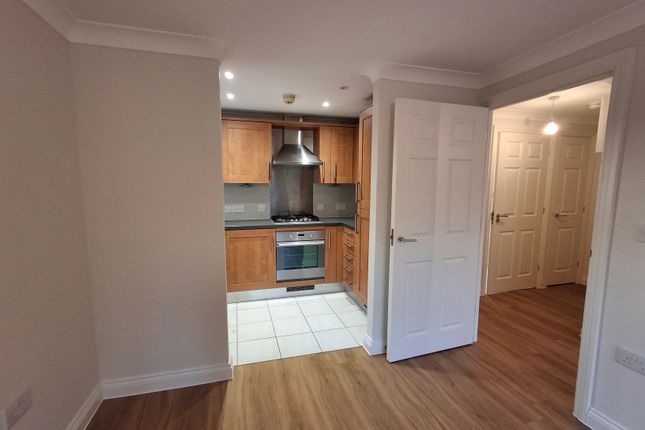 Flat 1, Waterlooville photo 4