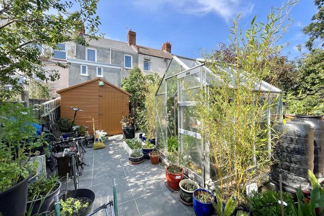 24 Cassiobury Road, Weymouth photo 3