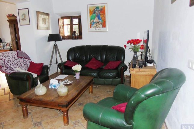 Town house for sale in Triana, Andalusia, Spain