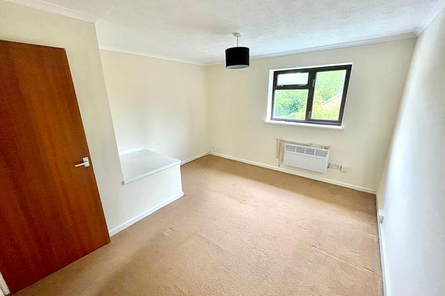 Semi-detached house to rent in Stanier Close, Rushall, Walsall