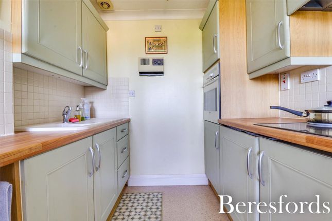 Flat for sale in Lorne Road, Brentwood
