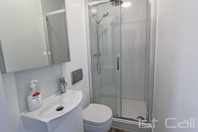 Room 6, 4, Honiton Road, Southend On Sea photo 4
