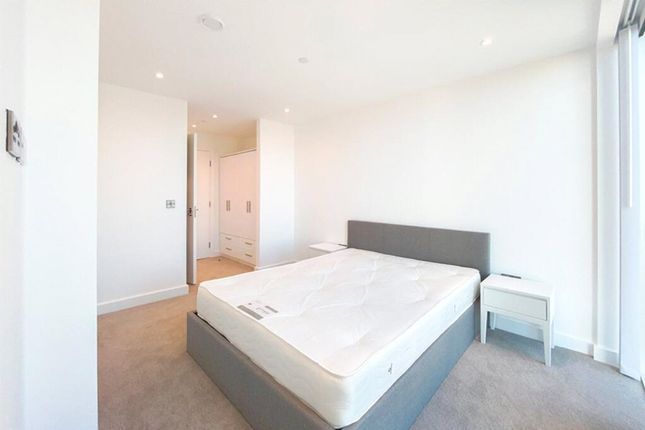 DAMAC Tower,, DAMAC Tower, 61-71 Bondway, Parry St,, London photo 5