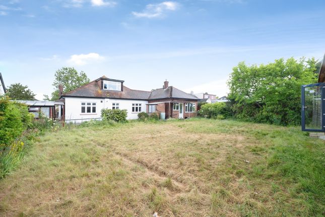 57, Lodge Lane, Romford photo 3