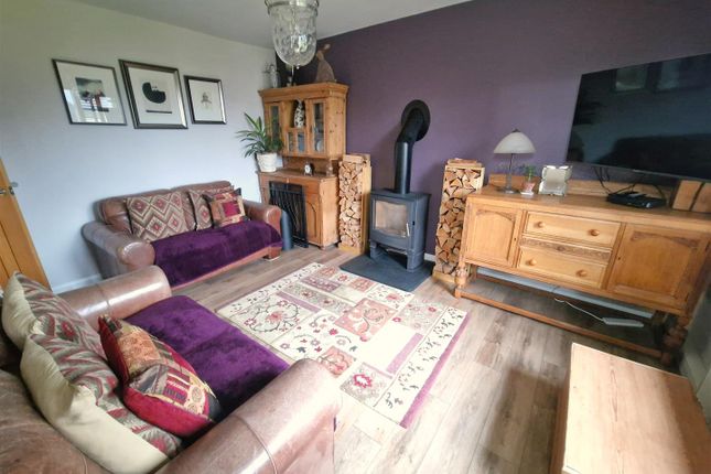 45, Deer Park Crescent, Tavistock photo 2