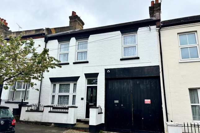 Thumbnail Terraced house for sale in 11 Lewes Road, Bromley, Kent
