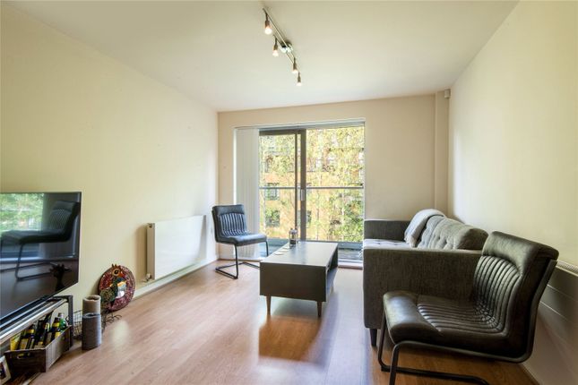 Flat to rent in Estilo Apartments, 5 Wenlock Road