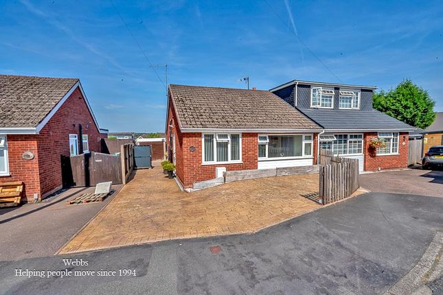 2-bed semi-detached on 5, Oak Close, Stafford, £250,000