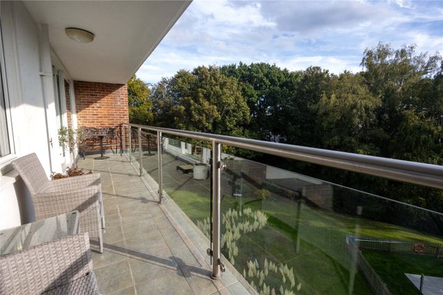 Flat 54, Viewpoint, 9, Sandbourne Road, Dorset photo 3