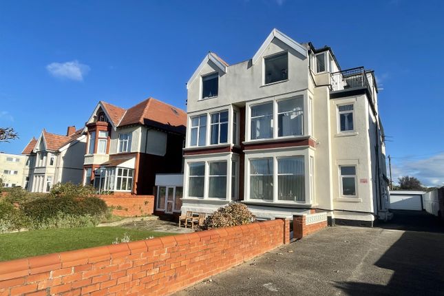 Thumbnail Flat for sale in Clifton Drive North, Lytham St Annes
